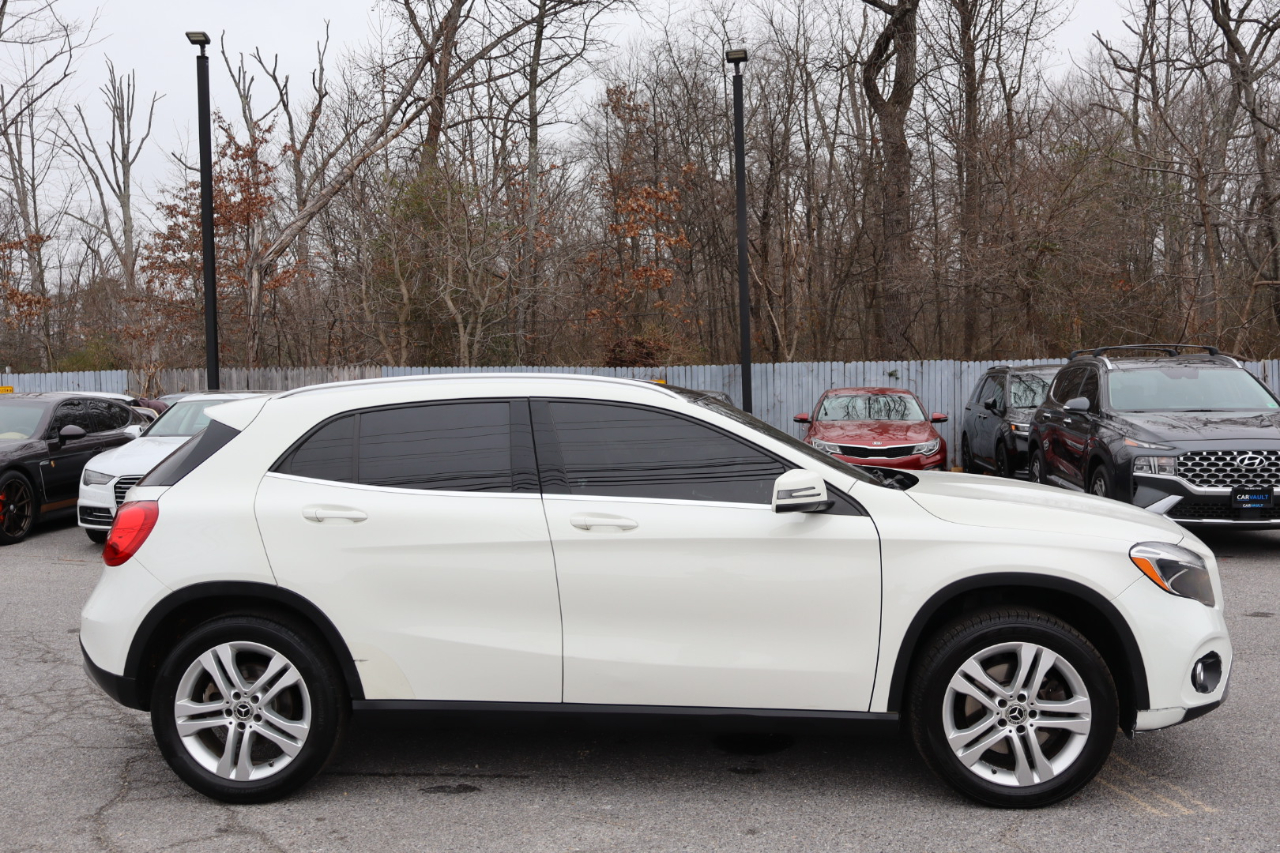 Mercedes-Benz GLA-Class  2015