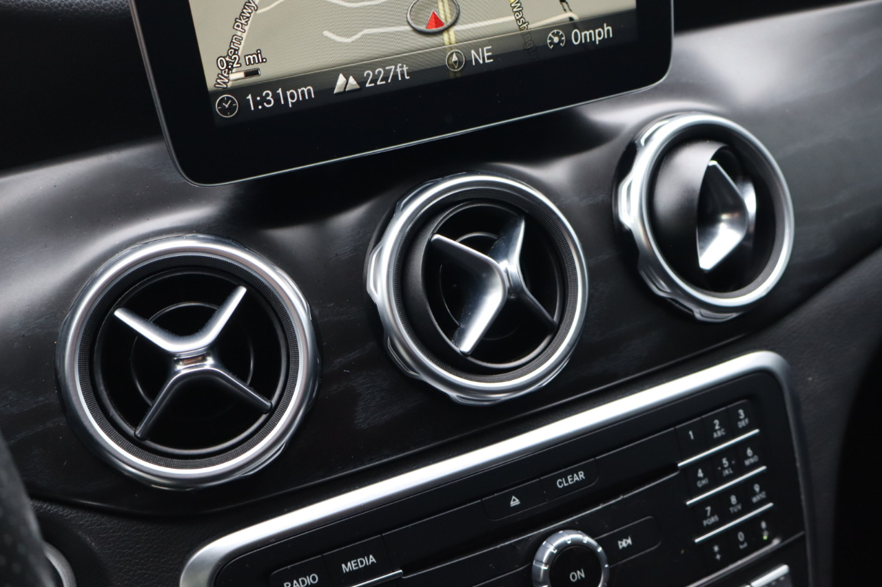 Mercedes-Benz GLA-Class  2018