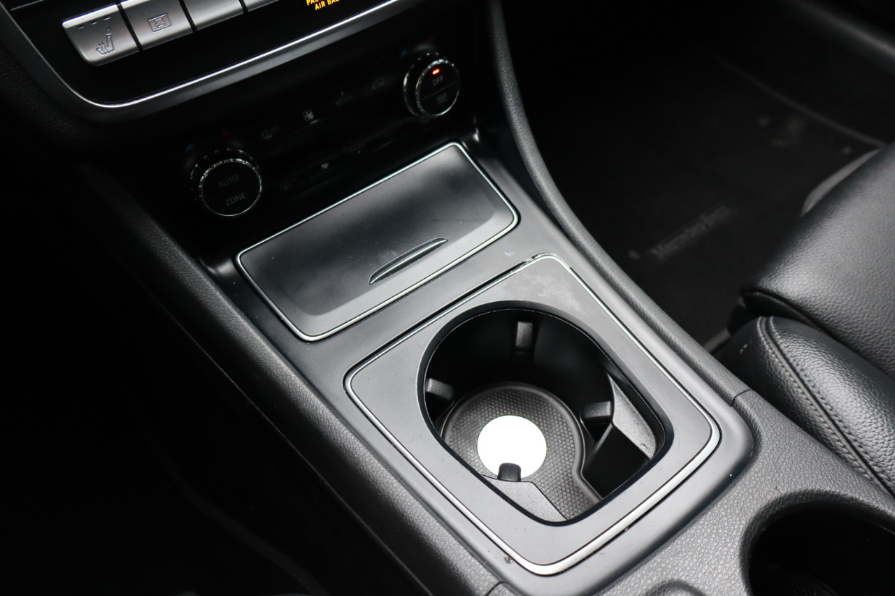 Mercedes-Benz GLA-Class  2018