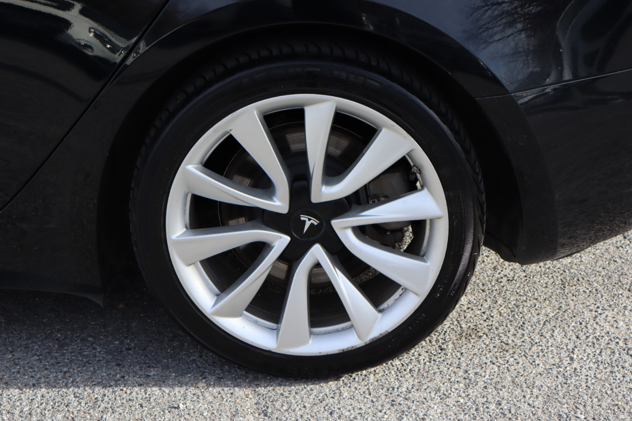 Tesla Model 3 Standard Range Plus 2019