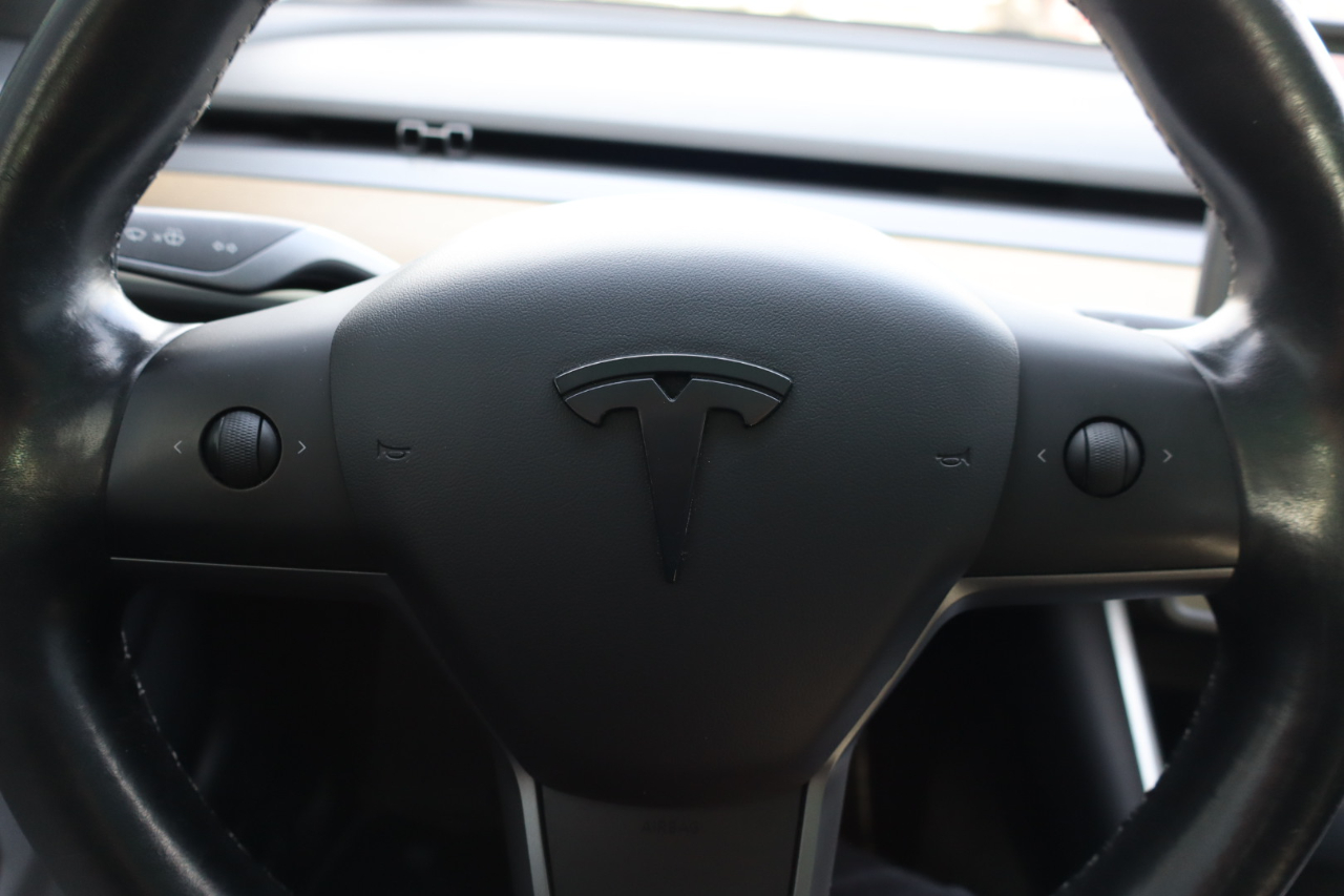 Tesla Model 3 Standard Range Plus 2019