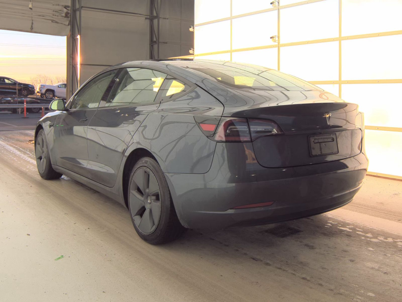 Tesla Model 3 Standard Range Plus 2023