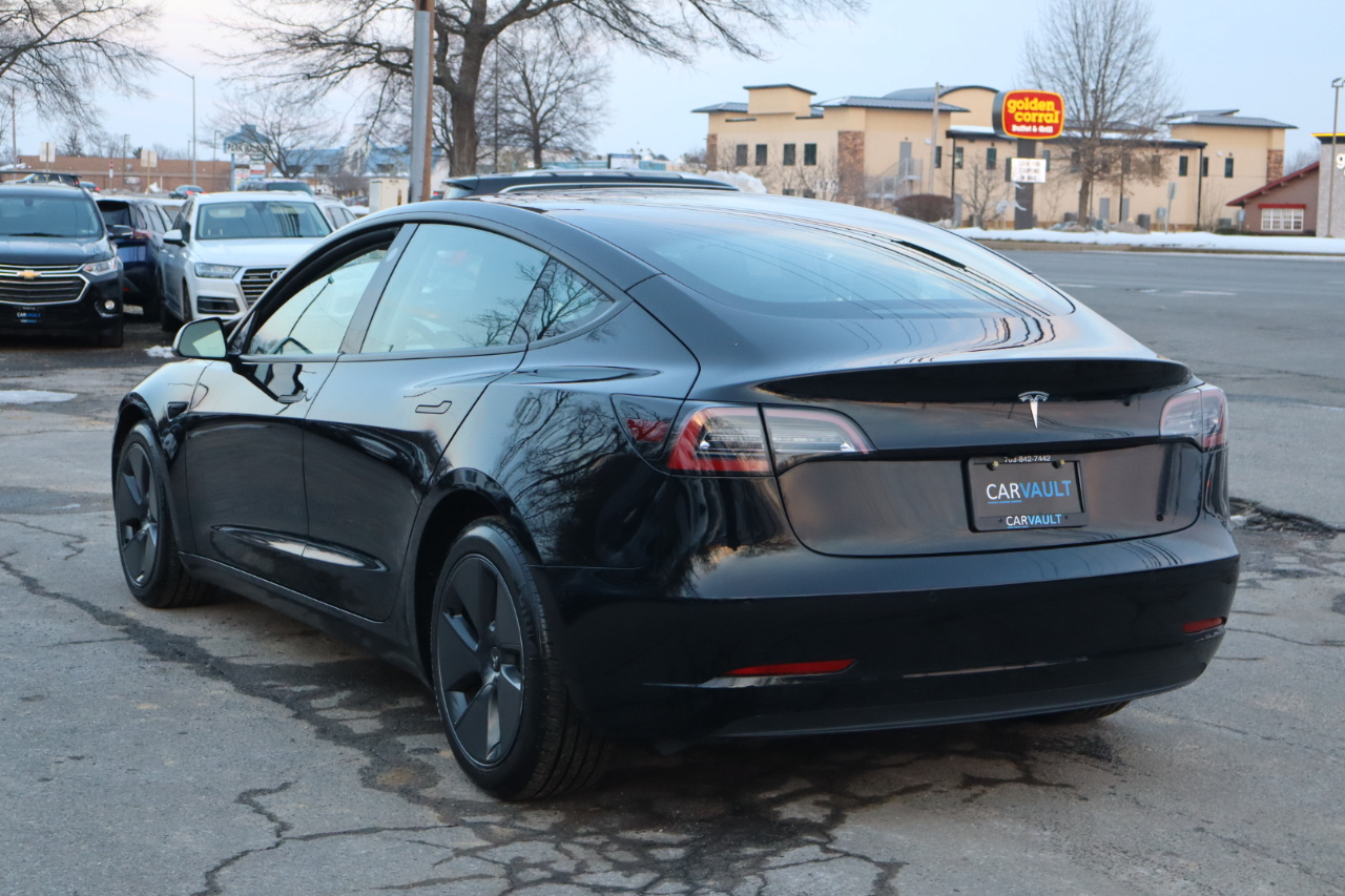 Tesla Model 3 Standard Range RWD 2022