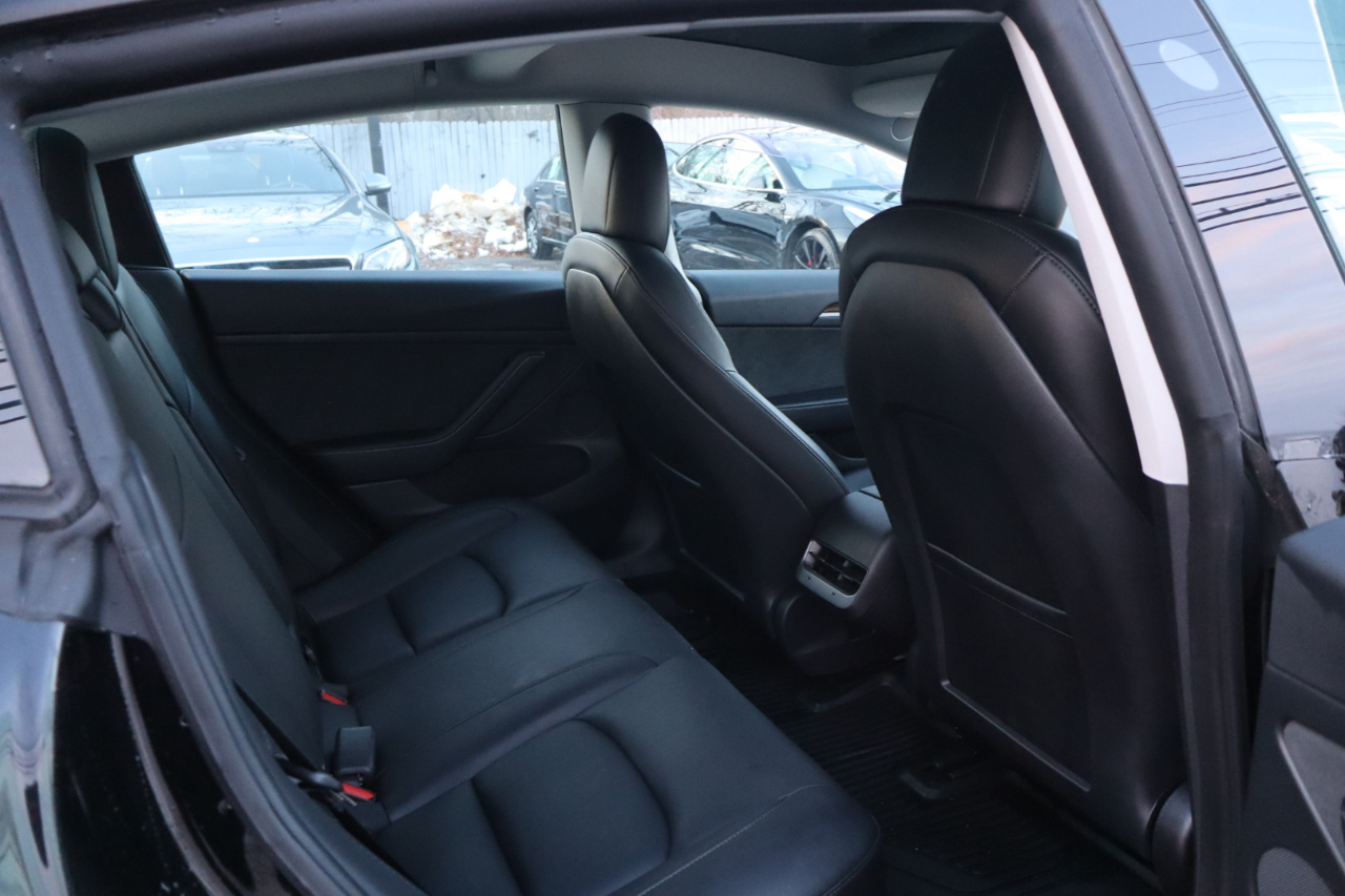 Tesla Model 3 Standard Range RWD 2022