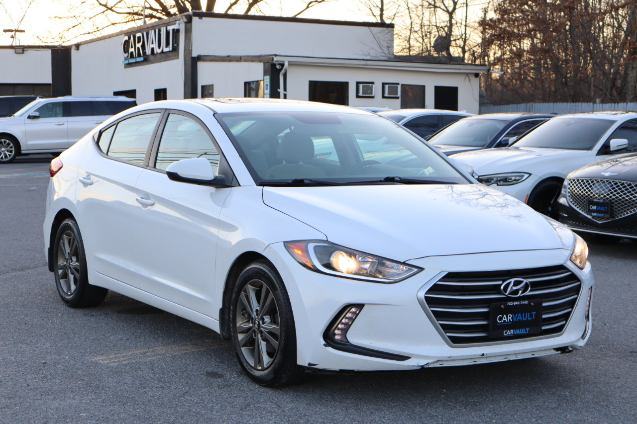 Hyundai Elantra  2018
