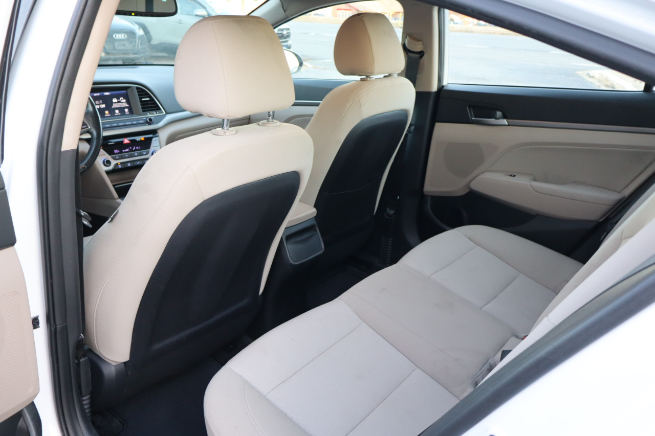 Hyundai Elantra  2018