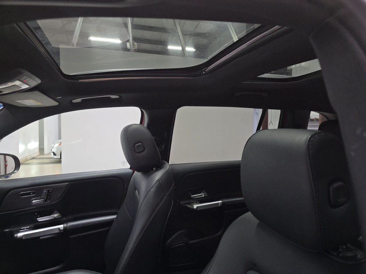 Mercedes-Benz GLB-Class  2020