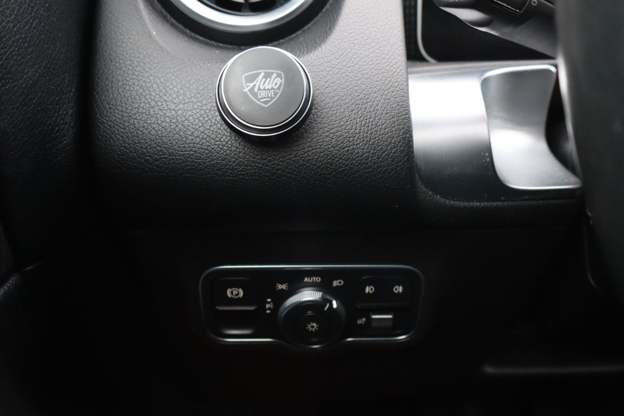 Mercedes-Benz GLB-Class  2020