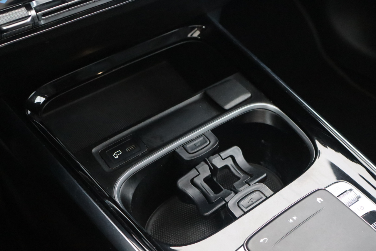 Mercedes-Benz GLB-Class  2020