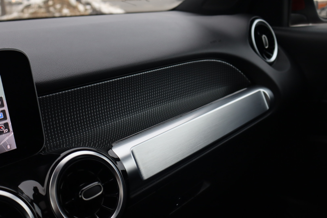 Mercedes-Benz GLB-Class  2020