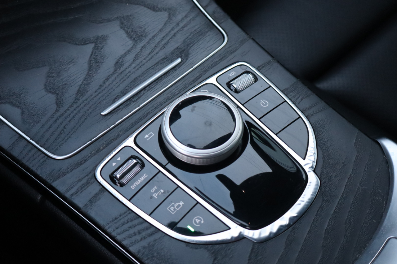 Mercedes-Benz C-Class 4dr Sdn C 300 4MATIC 2020