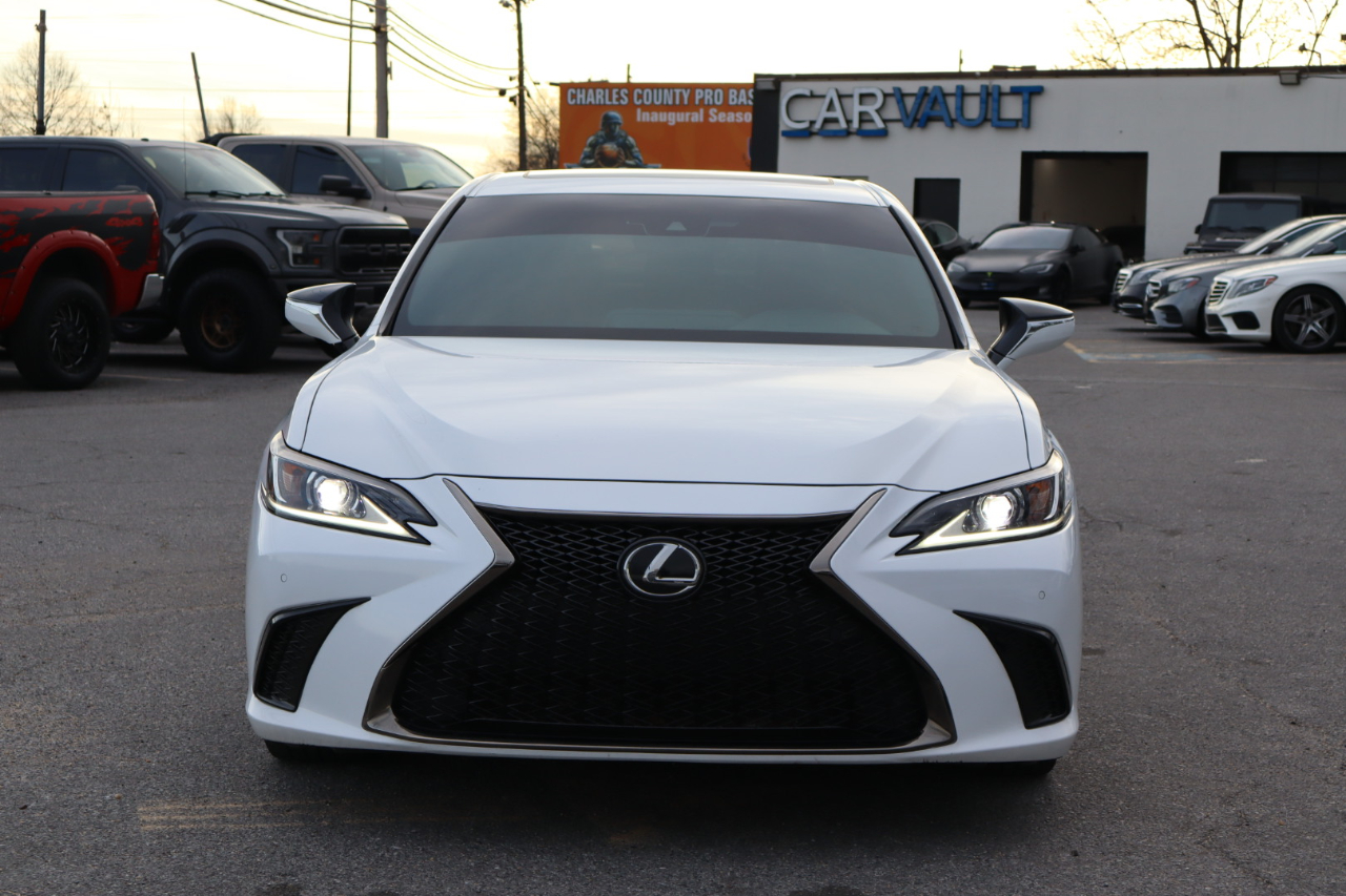 Lexus ES 350  2022