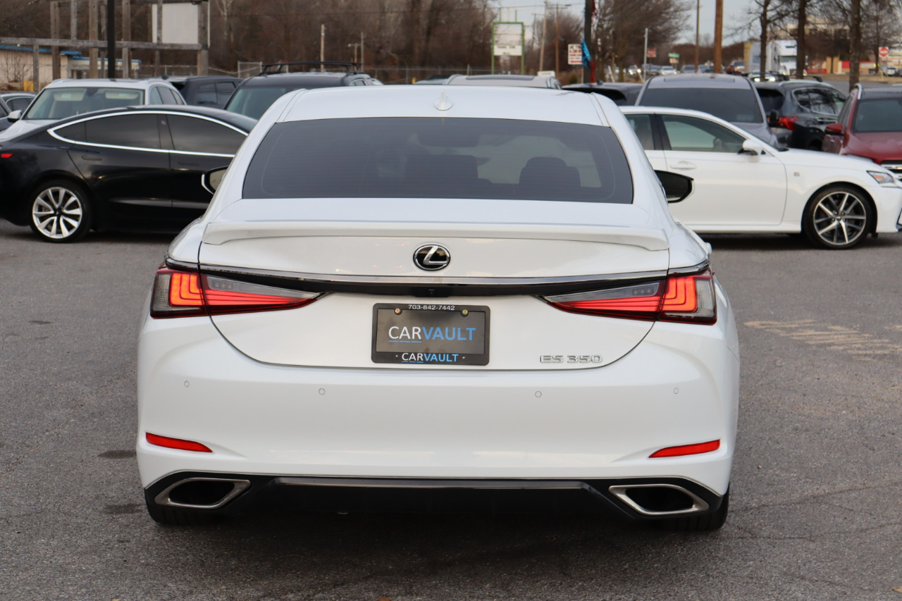 Lexus ES 350  2022