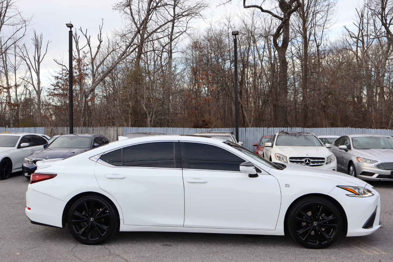 Lexus ES 350  2022
