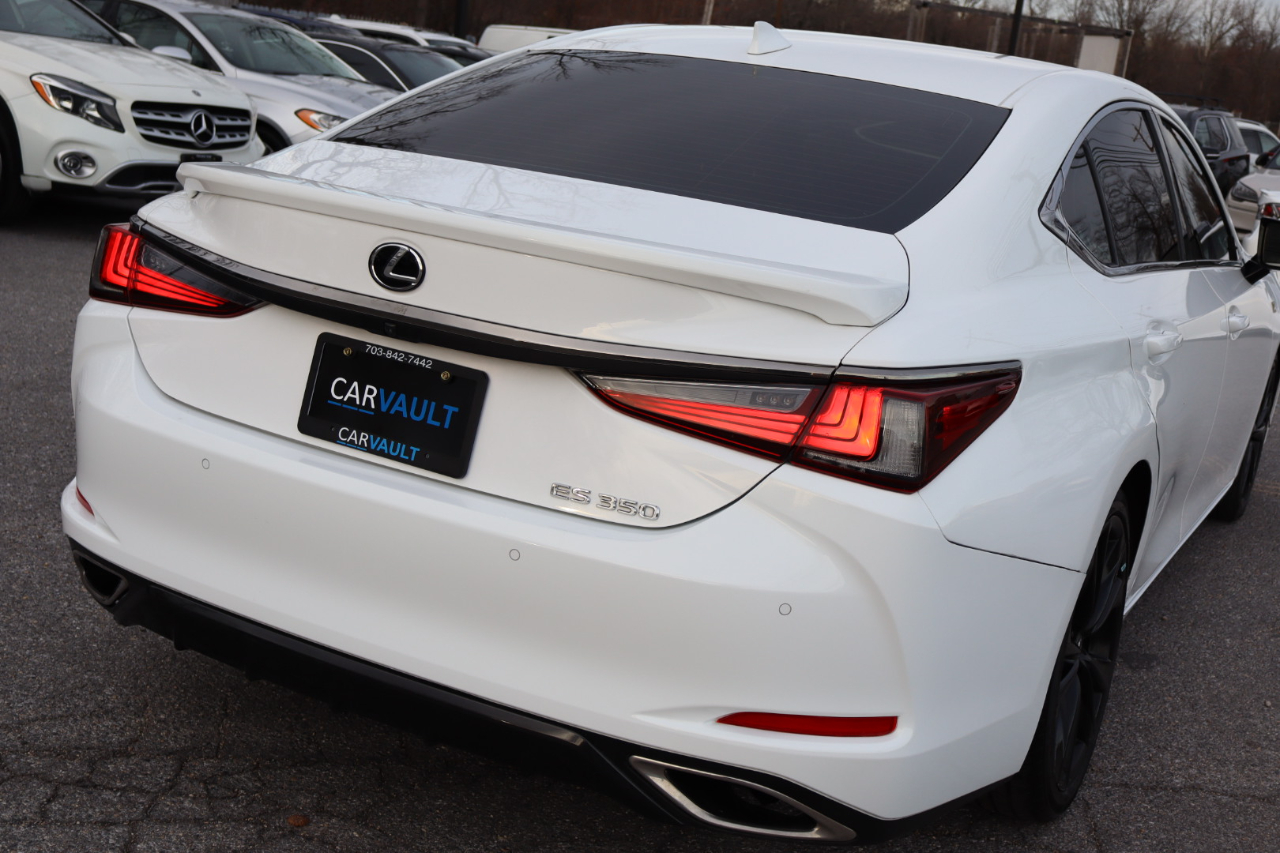 Lexus ES 350  2022