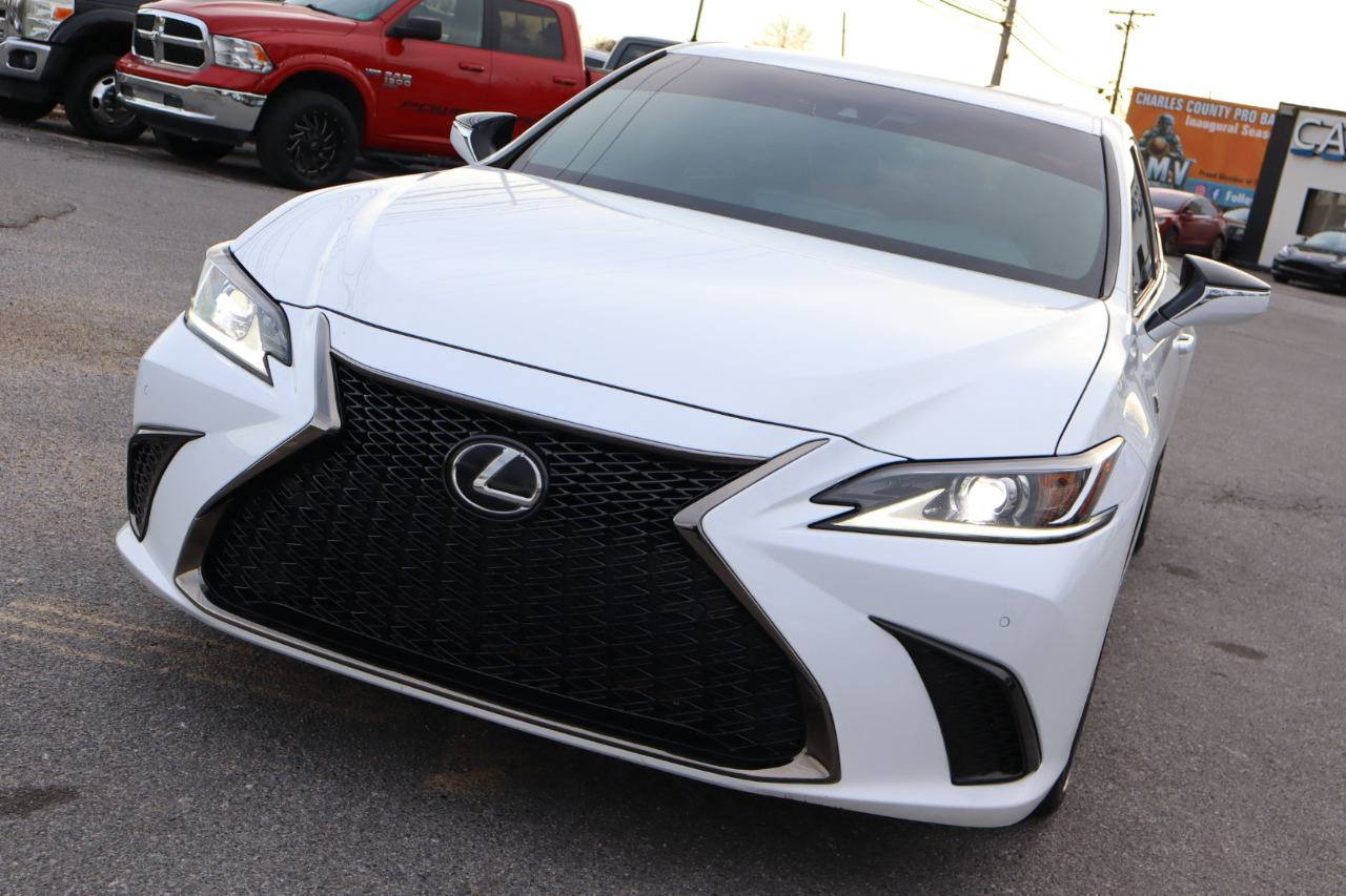 Lexus ES 350  2022