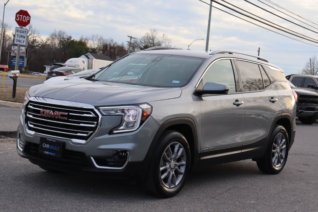 GMC Terrain SLT 4D SUV AWD 2024