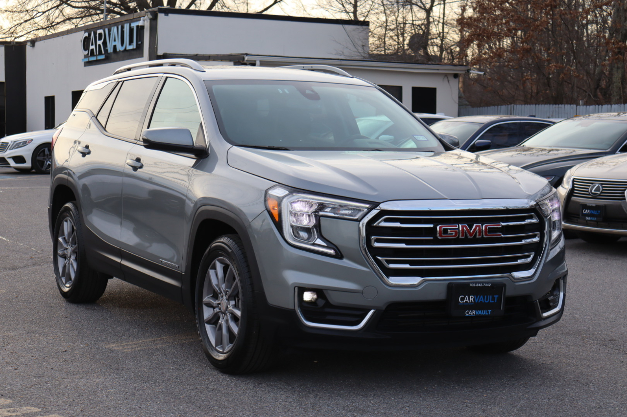 GMC Terrain SLT 4D SUV AWD 2024
