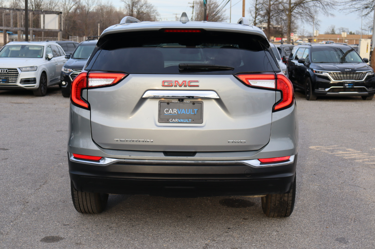 GMC Terrain SLT 4D SUV AWD 2024