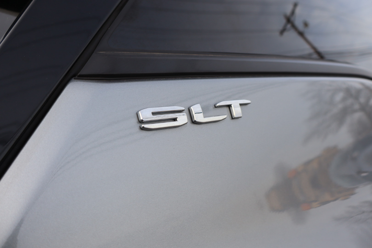 GMC Terrain SLT 4D SUV AWD 2024