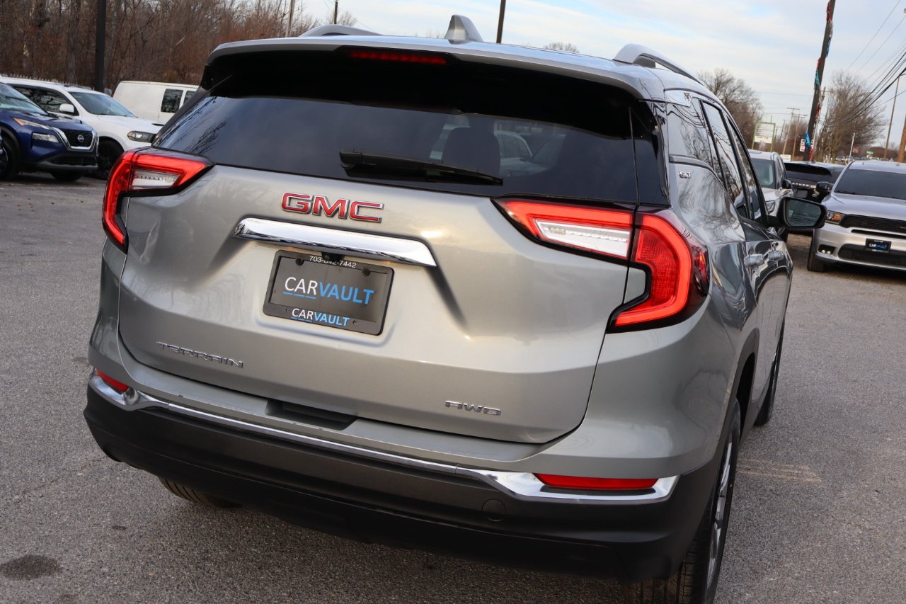 GMC Terrain SLT 4D SUV AWD 2024