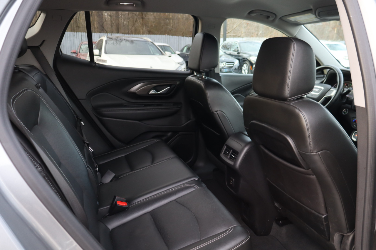 GMC Terrain SLT 4D SUV AWD 2024