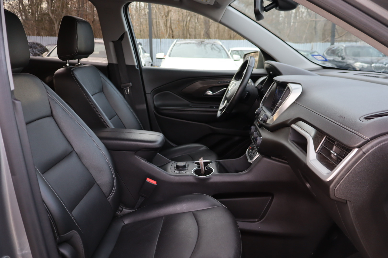 GMC Terrain SLT 4D SUV AWD 2024