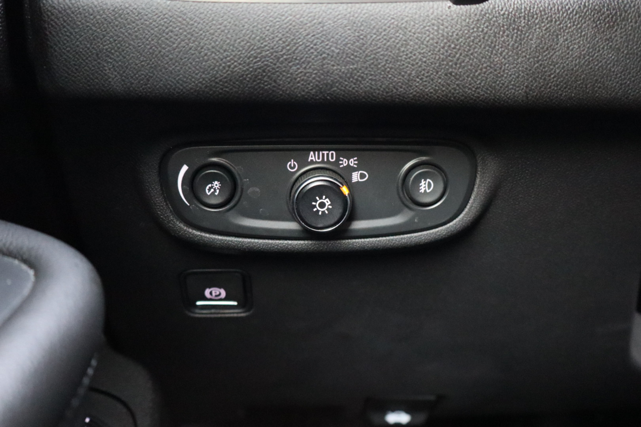 GMC Terrain SLT 4D SUV AWD 2024