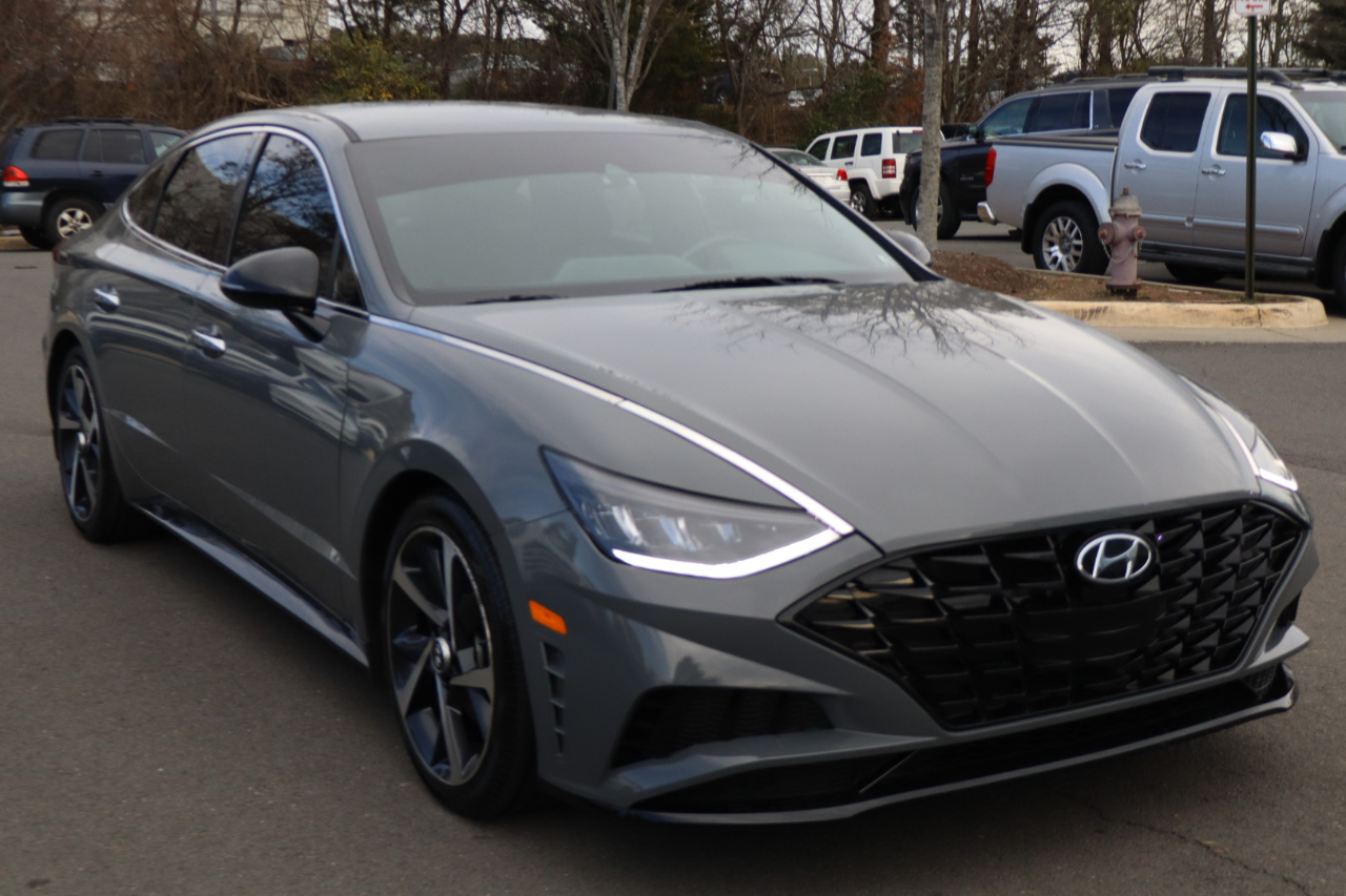 Hyundai Sonata SEL Plus 4D Sedan 2021
