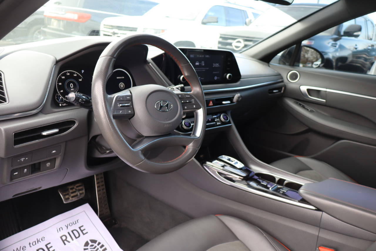 Hyundai Sonata SEL Plus 4D Sedan 2021