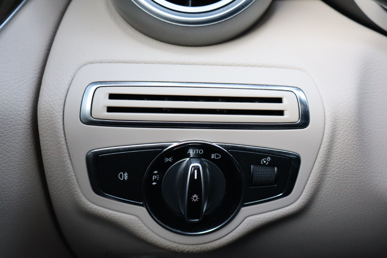 Mercedes-Benz C-Class  2015