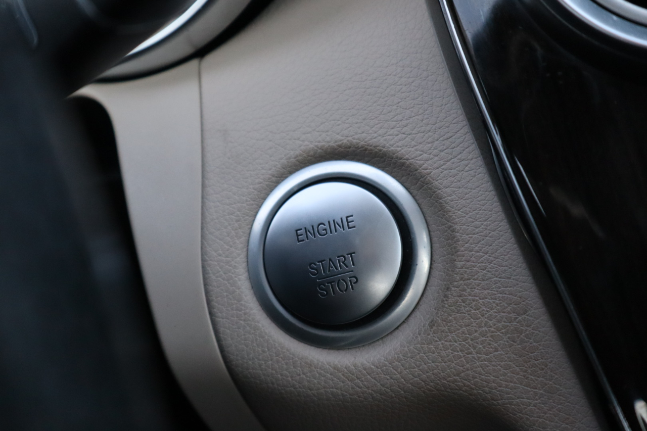 Mercedes-Benz C-Class  2015