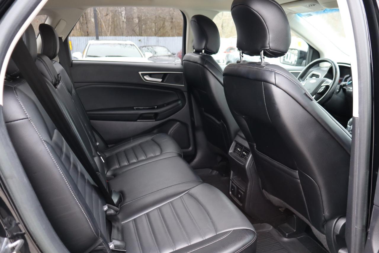 Ford Edge SEL 4D SUV AWD 2018