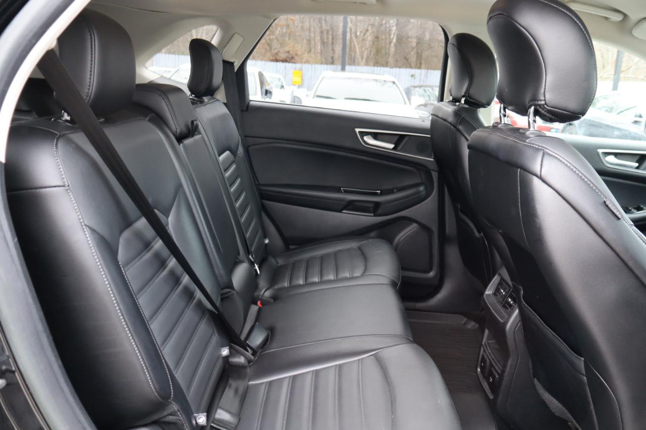 Ford Edge SEL 4D SUV AWD 2018