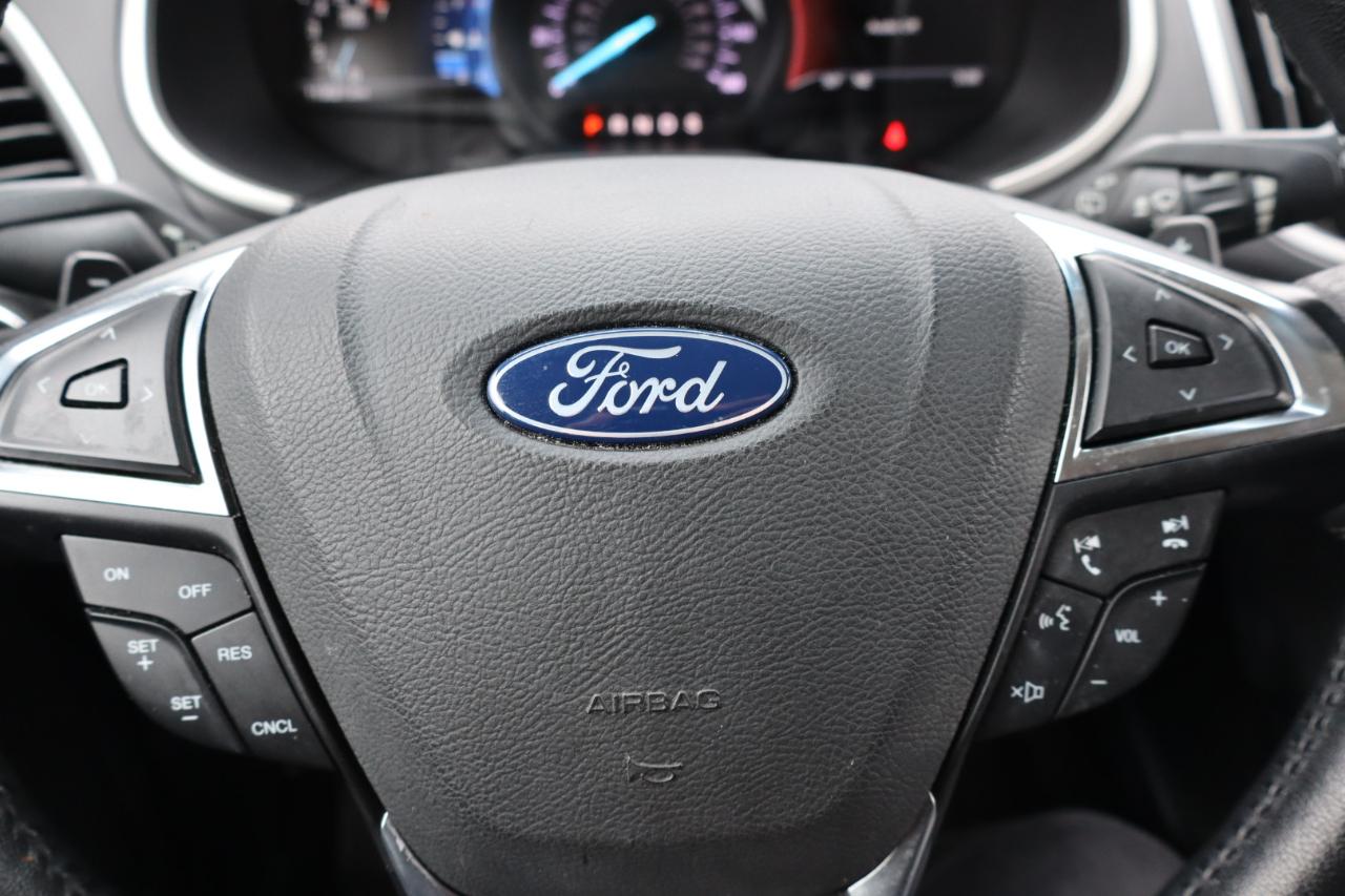Ford Edge SEL 4D SUV AWD 2018