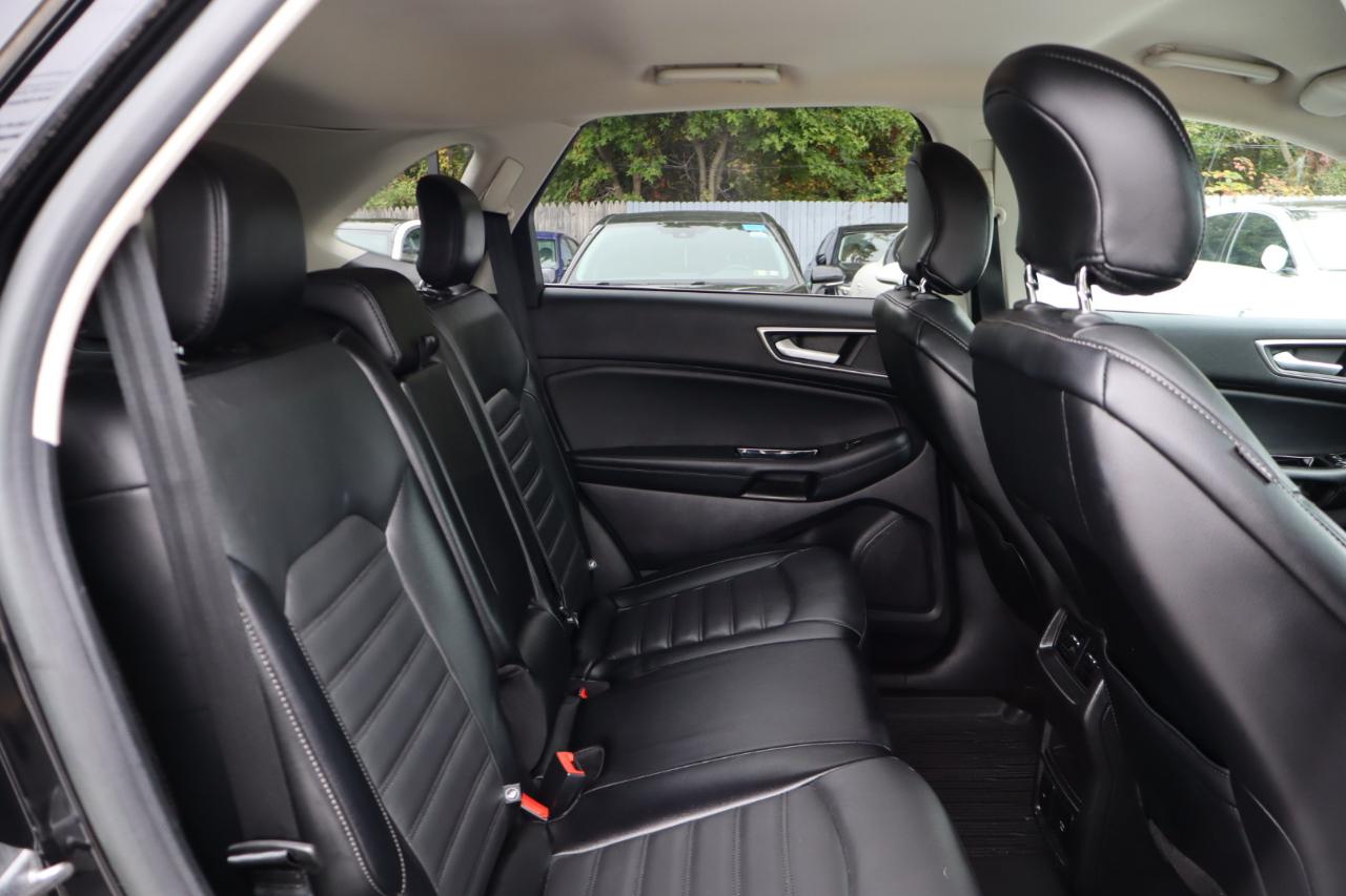 Ford Edge SEL 4D SUV AWD 2018