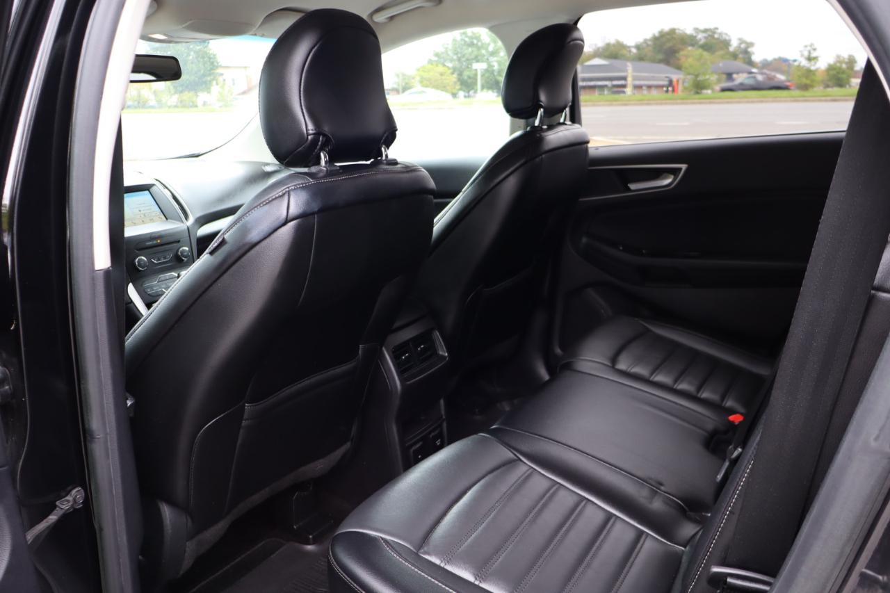 Ford Edge SEL 4D SUV AWD 2018