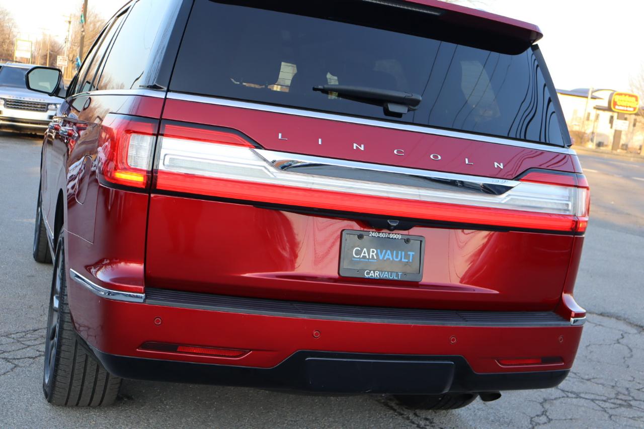 Lincoln Navigator 2WD 4dr Select 2019