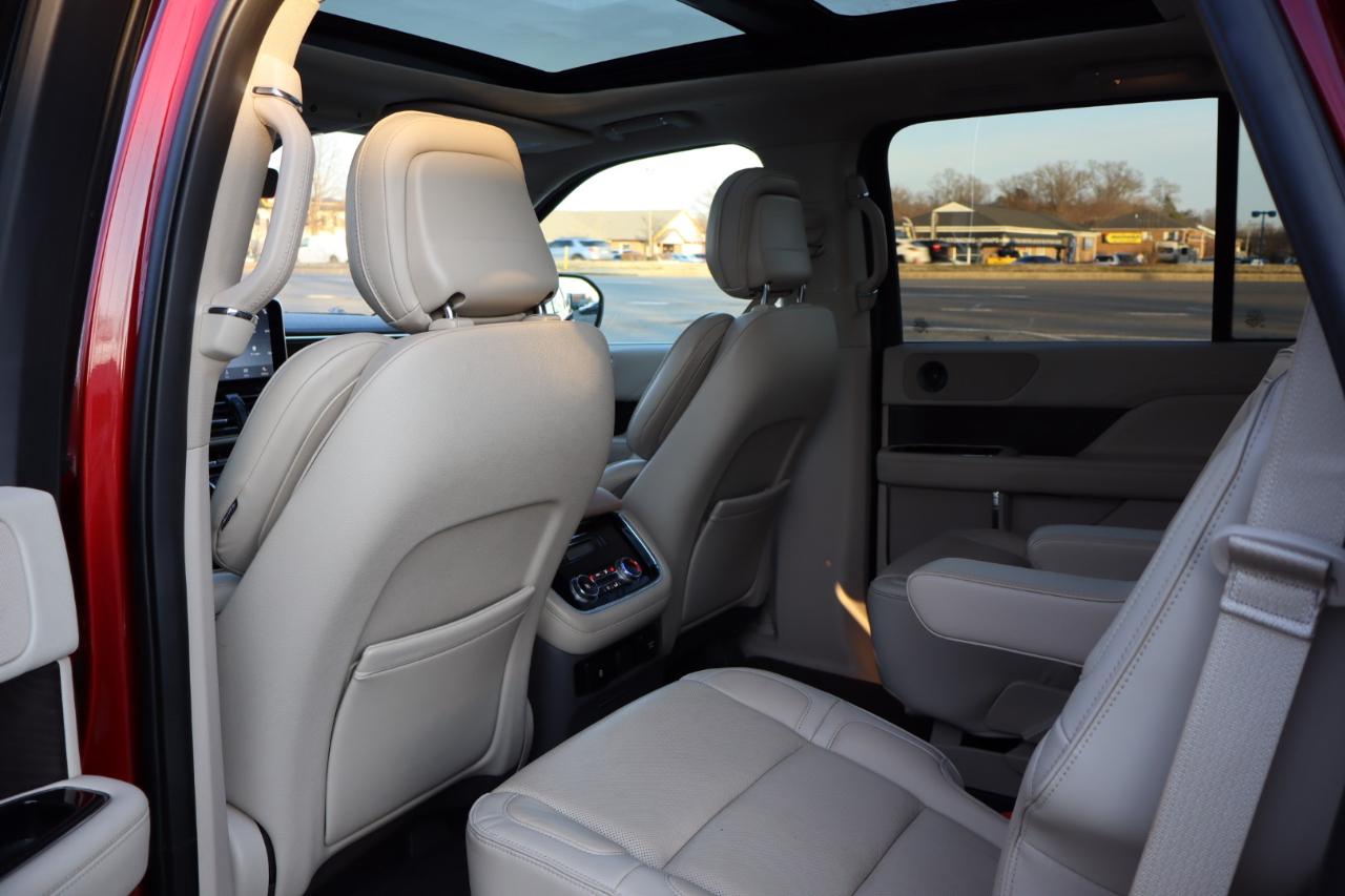 Lincoln Navigator 2WD 4dr Select 2019