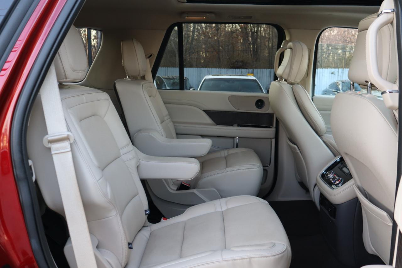 Lincoln Navigator 2WD 4dr Select 2019