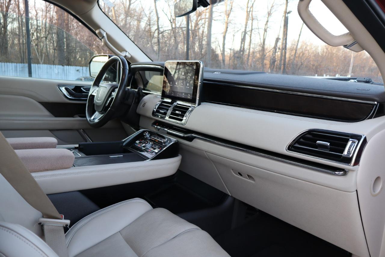 Lincoln Navigator 2WD 4dr Select 2019