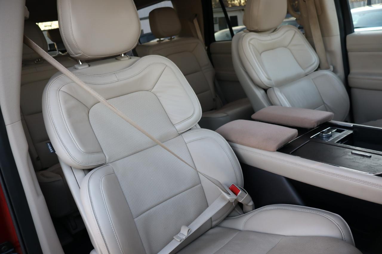 Lincoln Navigator 2WD 4dr Select 2019