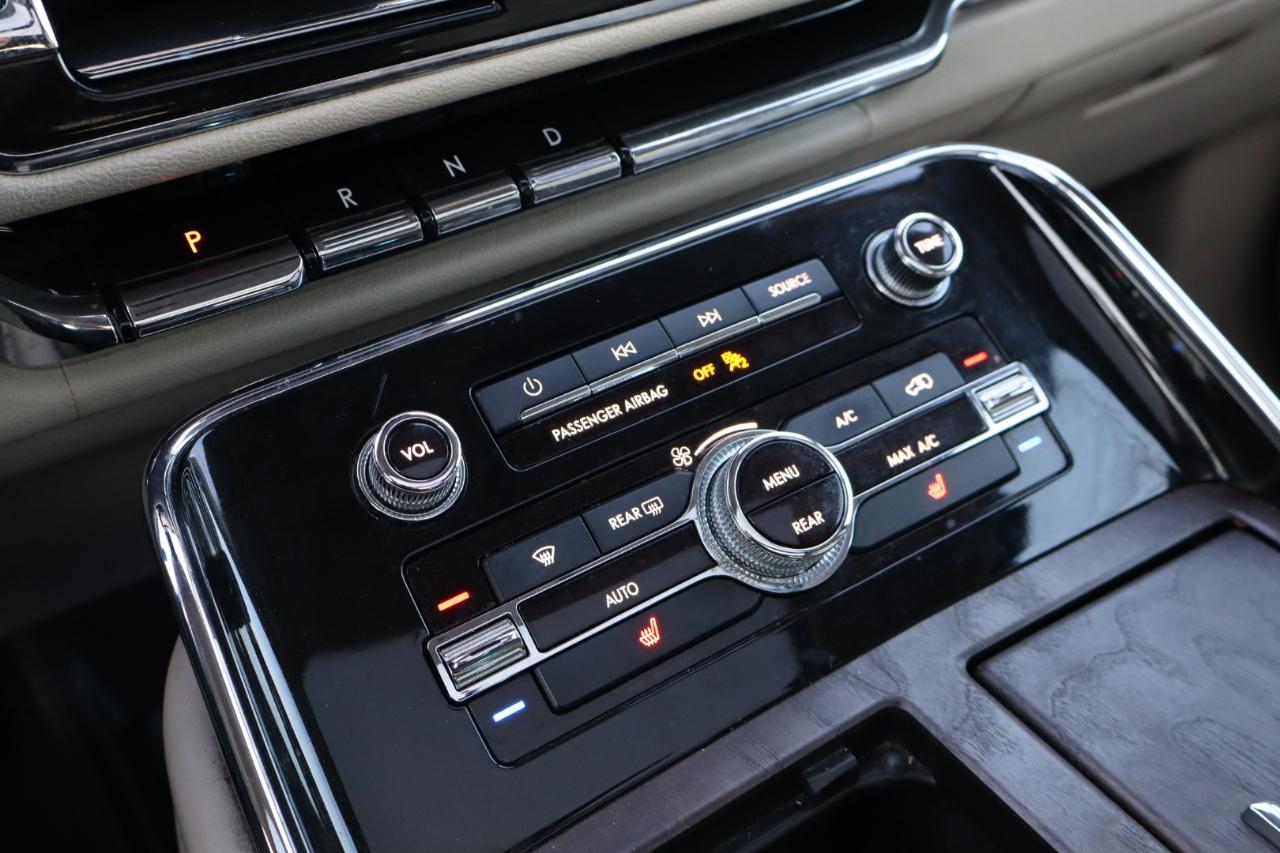 Lincoln Navigator 2WD 4dr Select 2019