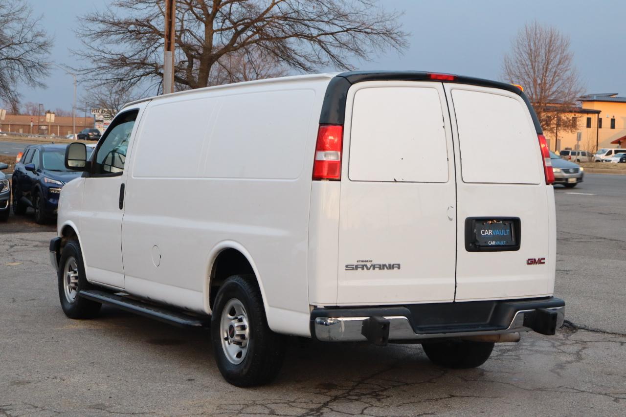 GMC Savana Cargo Van  2020