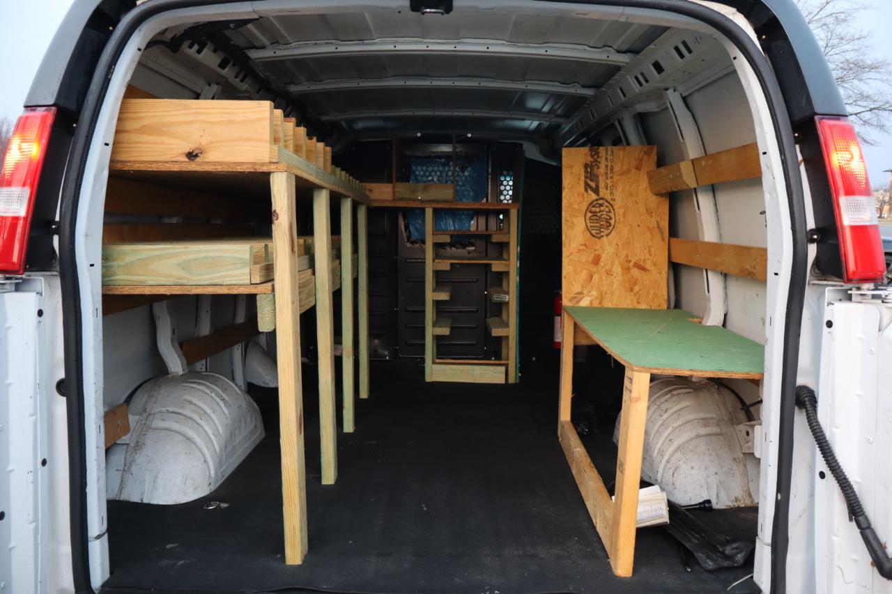 GMC Savana Cargo Van  2020