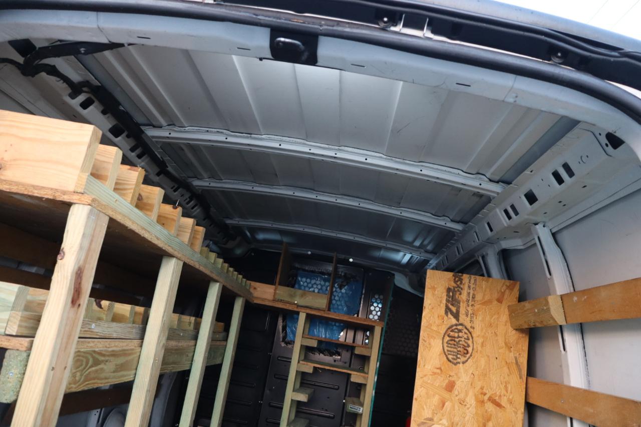 GMC Savana Cargo Van  2020