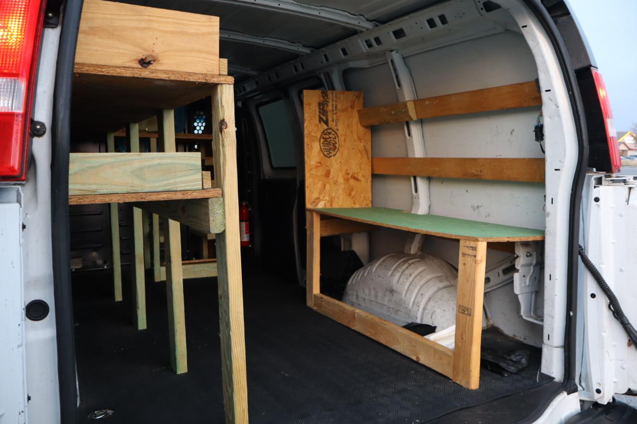 GMC Savana Cargo Van  2020