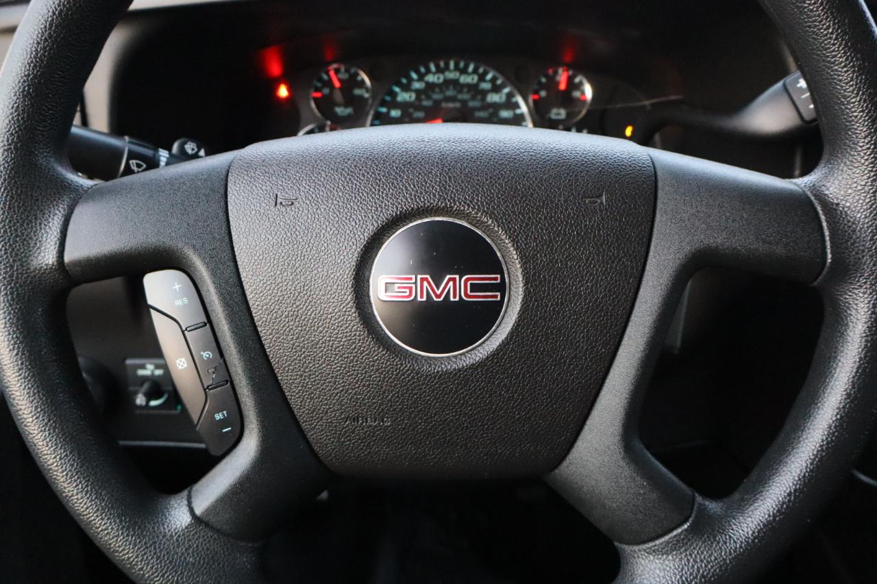 GMC Savana Cargo Van  2020