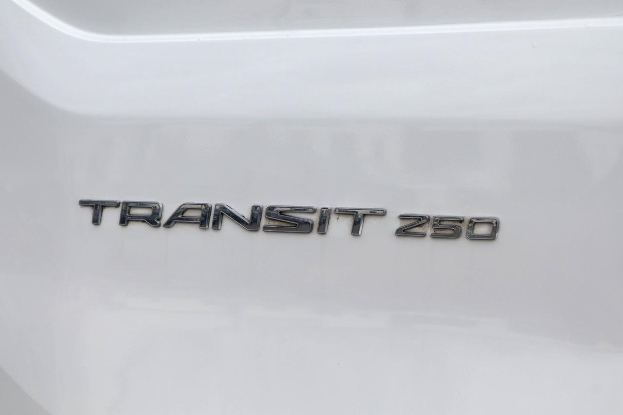 Ford Transit  2023
