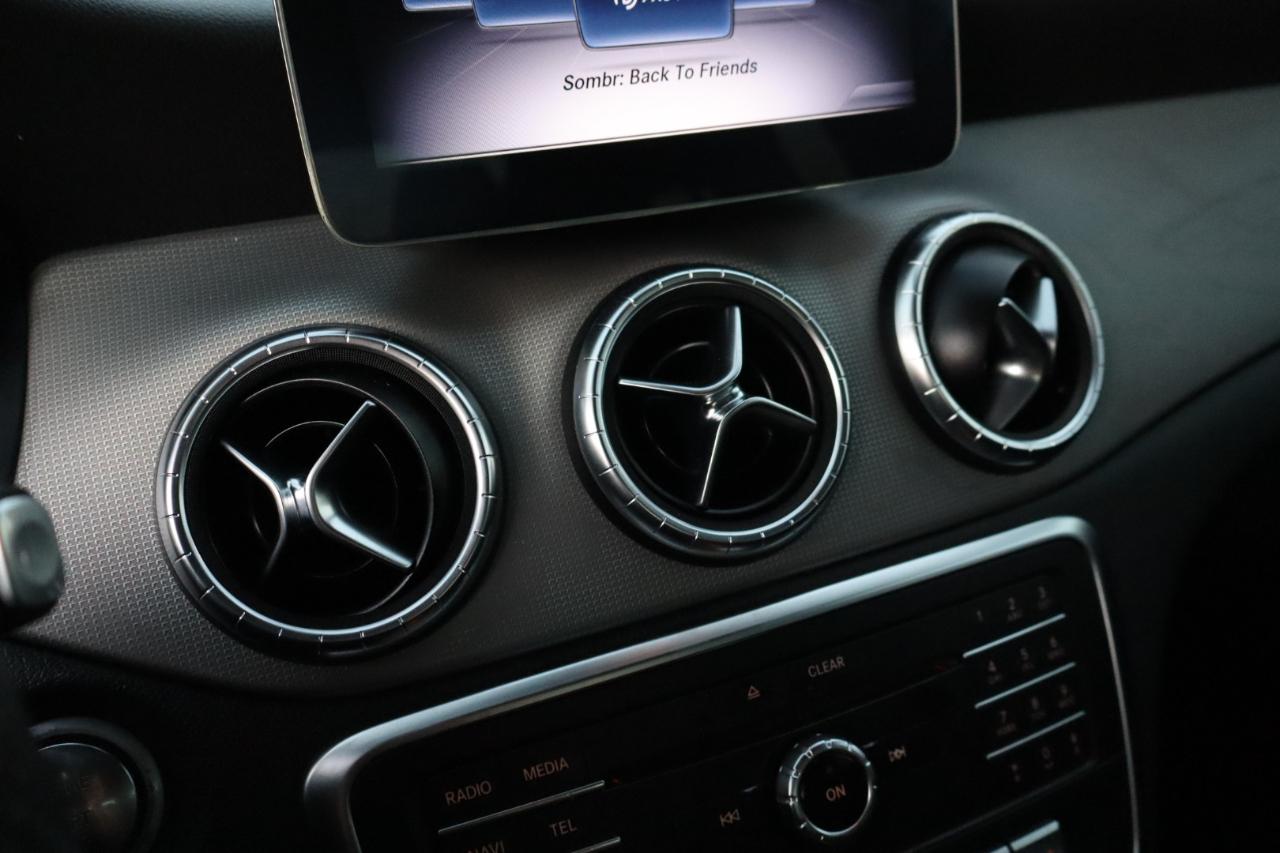 Mercedes-Benz CLA-Class  2019